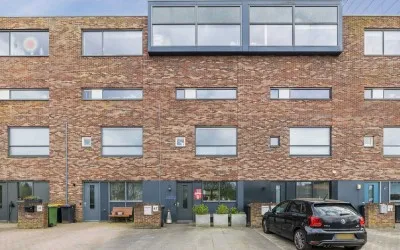 Tussenwoning te koop: Herman Broodstraat 47, Schildersbuurt Assen