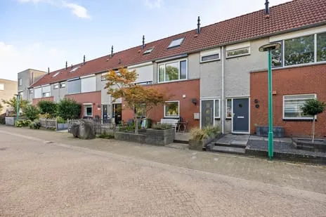 Tussenwoning te koop: Herman Gorterstraat 10, Laag Dalem II Gorinchem