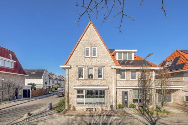 Hoekwoning te koop: Herman Heijermanssingel 82, Middelharnis westplaat Middelharnis