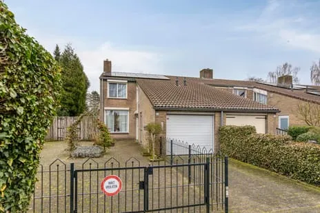 Hoekwoning te koop: Herman Linnebankhof 26, Schutveld Uden