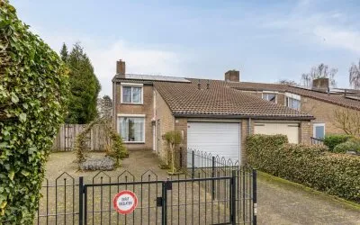 Hoekwoning te koop: Herman Linnebankhof 26, Schutveld Uden