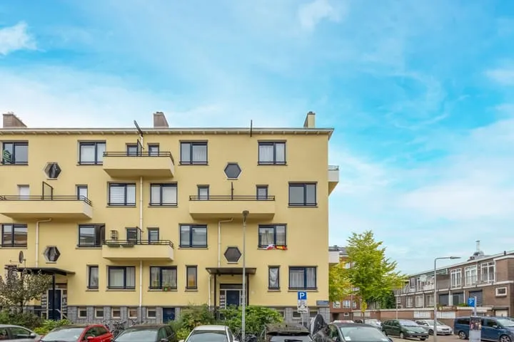 Studio te koop: Hermanus Coenradistraat 4-3, Dobbebuurt Amsterdam