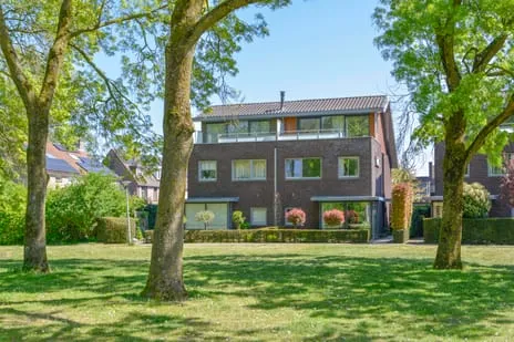 Twee-onder-één-kap te koop: Hermelijn 8, Huizermaat Zuid Huizen