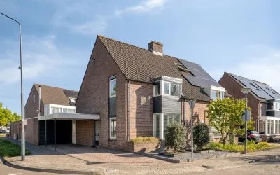 Twee-onder-één-kap te koop: Hertelaan 1, Brouwhuis-Dorp Helmond