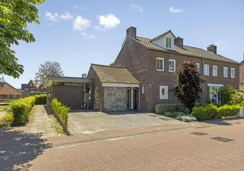 Corner house for sale: Hertenkampstraat 20, Mierlo-Dorp Mierlo