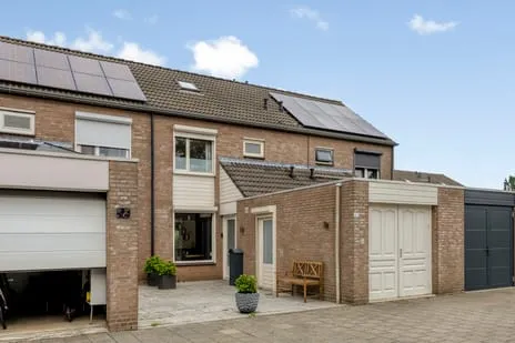 Tussenwoning te koop: Hertewissel 113, Het Woud Oss