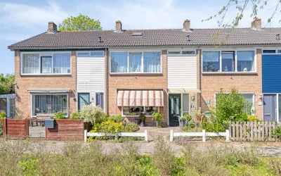 Tussenwoning te koop: Hertog Albrechtstraat 382, Princenhof Grootebroek Grootebroek