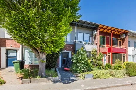 Tussenwoning te koop: Hertog Eduardstraat 22, Hertogenwijk Tiel