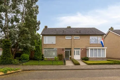 Twee-onder-één-kap te koop: Hertog Hendriklaan 7, Lieshout Lieshout