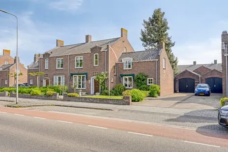 Semi-detached for sale: Hertogin Johannasingel 11, Centrum-West Oss