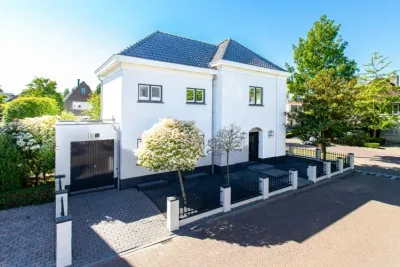 Vrijstaande woning te koop: Hertogin Mechteldhof 2, Verspreide huizen Hoeven Zaltbommel