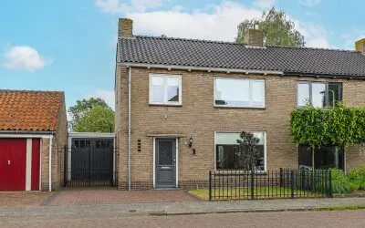 Twee-onder-één-kap te koop: Hertogstraat 16, Zundert Zundert