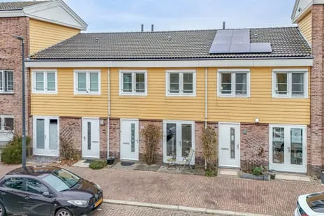 Tussenwoning te koop: Hertshooistraat 46, Terbregge Rotterdam
