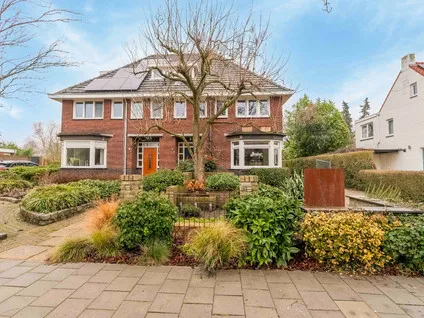 Twee-onder-één-kap te koop: Herungerweg 197, De Tichelarij Venlo