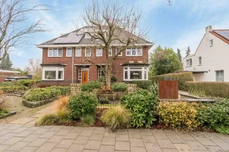 Twee-onder-één-kap te koop: Herungerweg 197, De Tichelarij Venlo