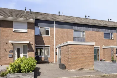 Huurwoning: Hesselinklanden 151 in Enschede - €3.350 per maand - 105m²