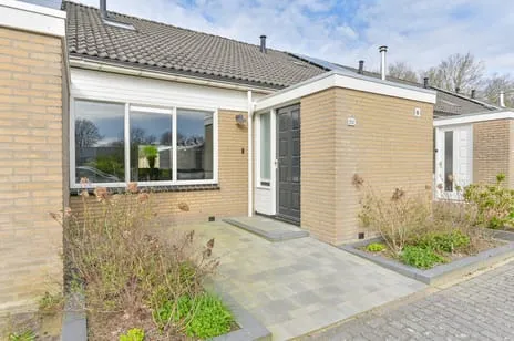 Tussenwoning te koop: Hesselterbrink 152, Emmen