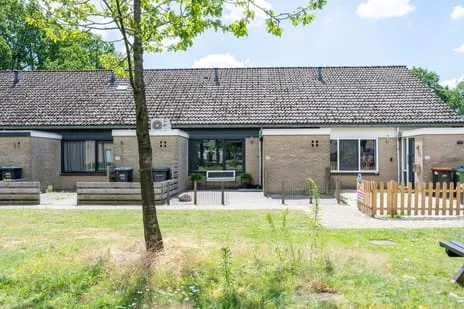 Tussenwoning te koop: Hesselterbrink 253, Bargeres Emmen