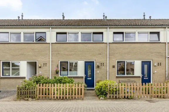 Tussenwoning te huur: Hesselterbrink 98, Bargeres Emmen