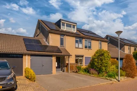 Tussenwoning te koop: Hessen 9, Methen Zevenaar