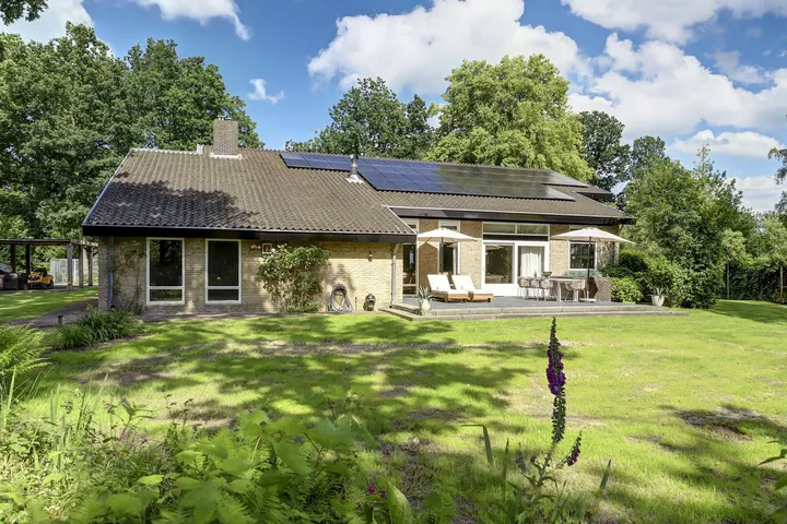 Vrijstaande woning te koop: Hessenweg 2, Hierden De Biest Hierden