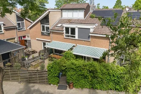 Tussenwoning te koop: Het Binnenhof 9, Herensingelkwartier Weesp
