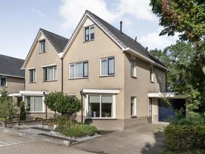 Twee-onder-één-kap te koop: Het Bleekveld 39, Hardenberg