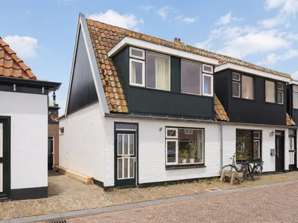 Hoekwoning te koop: Het Buurtje 11, Oudeschild Oudeschild