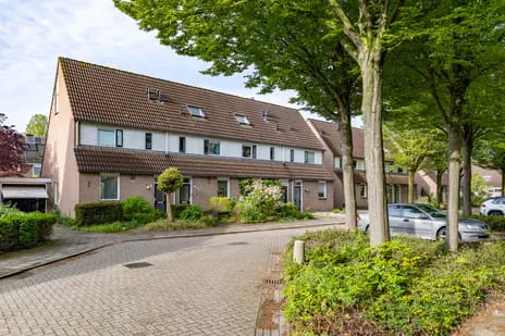 Tussenwoning te koop: Het Hooiland 29, Dorp Schalkhaar Schalkhaar