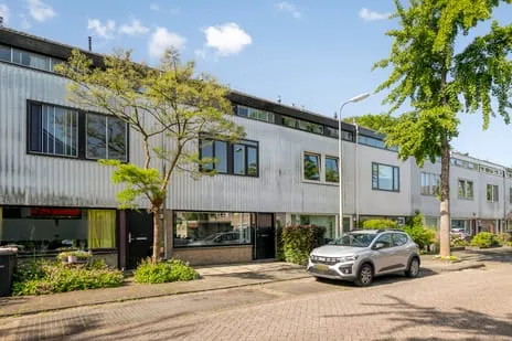 Tussenwoning te koop: het Karveel 24, Krijgsman Muiden