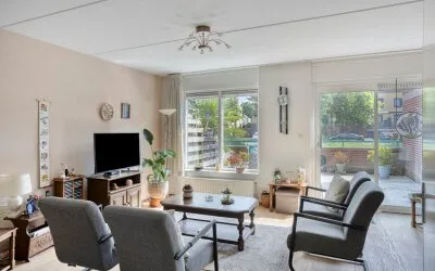 Tussenwoning te koop: Het Kasteel 234, Woudhuis Apeldoorn
