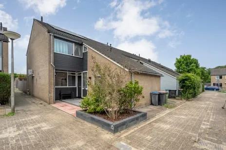 Hoekwoning te koop: Het Laar 11, Havezathe Almelo