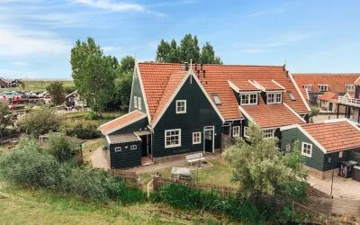 Hoekwoning te koop: Het Rietland 1, Havenbuurt en Kerkbuurt Marken