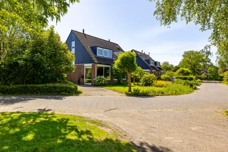 Corner house for sale: Het Rocht 57, Vries Vries
