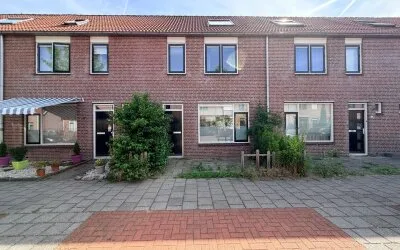 Terraced house for sale: Het Som 34, Eerste woonwijk Zeewolde
