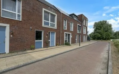 Tussenwoning te koop: Het Veld 47, Lient e.o. Hooglanderveen