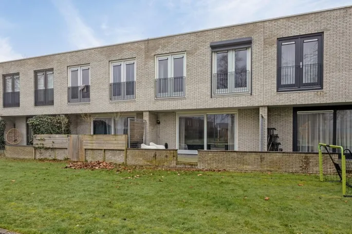 Tussenwoning te huur: Het Waal 9, Emmerhout Emmen