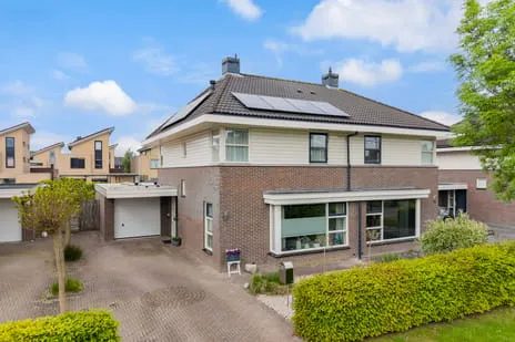 Twee-onder-één-kap te koop: Het Zool 13, Zuiderburen Leeuwarden