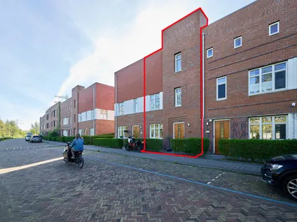 Tussenwoning te koop: Het Betonijzer 222, Plantage de Sniep Noord Diemen