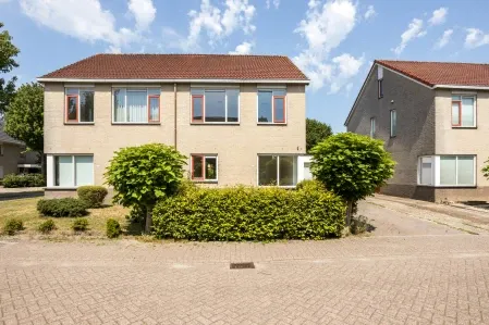 Tussenwoning te koop: Het Bleekveld 43, Hardenberg