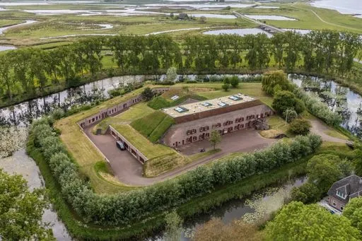 Woning te koop: Het Fort, Buitengebied Biesbosch Werkendam