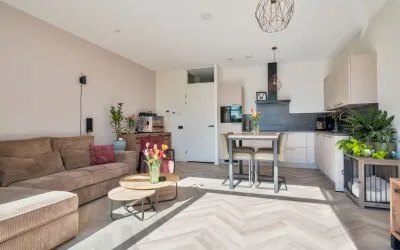 Tussenwoning te koop: Het Hoefijzer 44, De Manege Dronten