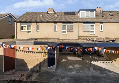 Tussenwoning te koop: Het Korhoen 18, De Fazant Dronten