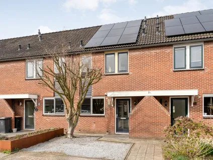 Tussenwoning te koop: Het Landeweerd 5, Holten
