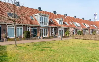 Tussenwoning te koop: Het Roombeekhofje 8, Roombeek-Roomveldje Enschede