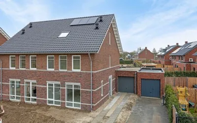 Twee-onder-één-kap te koop: Het Veengat 43, Brummen