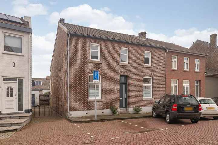 Hoekwoning te koop: Heugemerstraat 267, Heugem Maastricht