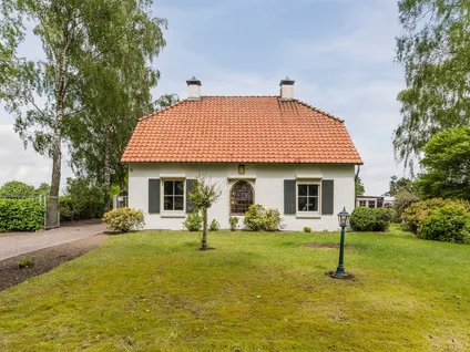 Vrijstaande woning te koop: Heukelomseweg 11, Heukelom Heukelom