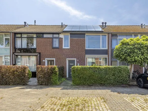 Terraced house for sale: Heusdenhoutsestraat 362, Heusdenhout Breda