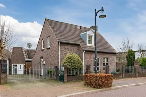 Vrijstaande woning te koop: Heuvel 29, Zeelst Veldhoven